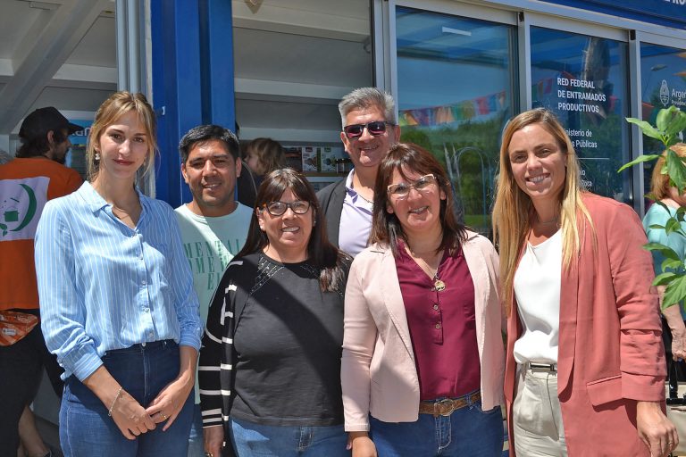 EL MUNICIPIO DE GENERAL ROCA INAUGURÓ "LA DESPENSA" FRENTE A LA FADECS