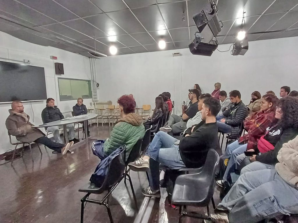 ENCUENTRO DE LA CARRERA DE COMUNICACIÓN SOCIAL