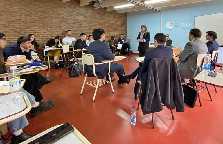 HOY ES LA FINAL DEL CONCURSO DE LITIGACIÓN PENAL Y FADECS COMPITE POR EL PRIMER PUESTO