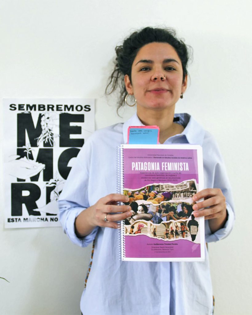 DOCENTE DE LA FADECS OBTIENE DOCTORADO CON INVESTIGACIÓN SOBRE FEMINISMO PATAGÓNICO
