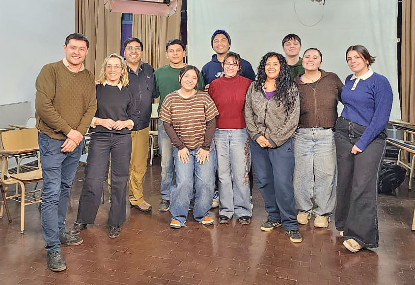 ESTUDIANTES DE COMUNICACIÓN SOCIAL CON MENCIÓN EN LOCUCIÓN DE LA FADECS-UNCO participaron de una Masterclass con destacados periodistas regionales