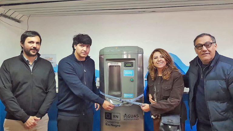 FADECS-UNCO RECIBE DONACIÓN INSTITUCIONAL DE ARSA PARA BENEFICIO DE LA COMUNIDAD ESTUDIANTIL